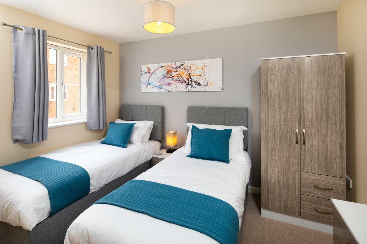 Modern And Spacious Home From Home 1 Mile From M1 - With Netflix, Prime Video, Ps5, Free Parking, Superfast Wifi, Bbq - Sleeps 11 - By Brightleap Apartments Milton Keynes Buitenkant foto